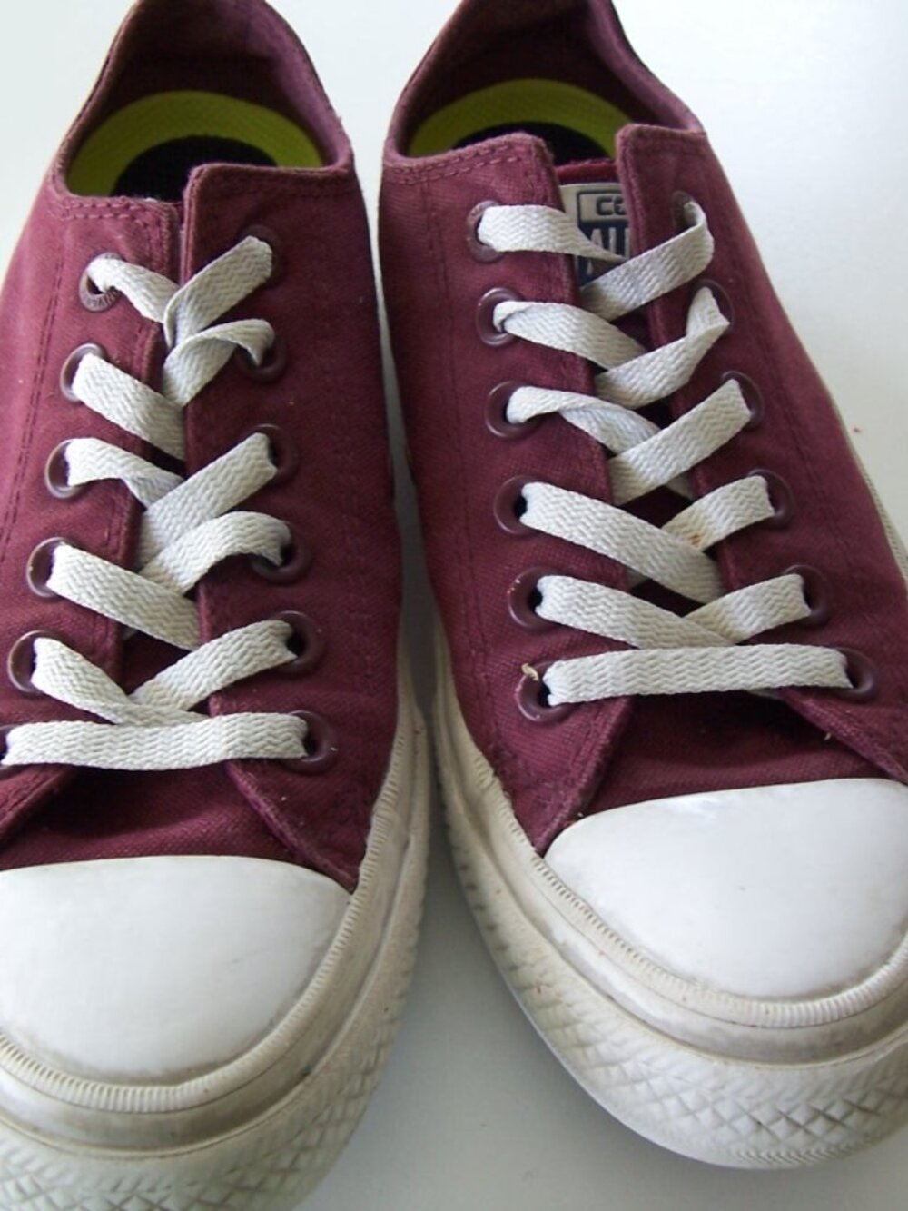 Canvas Chuck Taylor All Star Shoes Low Top Plum Coloted Size 7.5